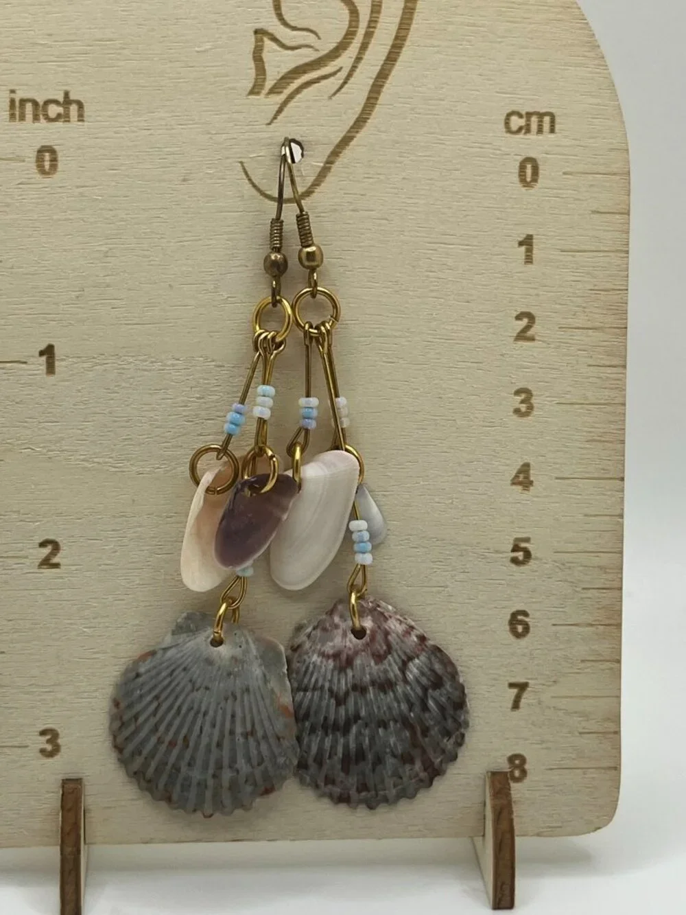 Seashell and Seed Bead earrings Handmade gold tones with blue - Picture 5 of 7